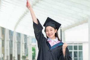 西安外國(guó)語(yǔ)大學(xué)國(guó)際學(xué)院有獎(jiǎng)學(xué)金嗎？